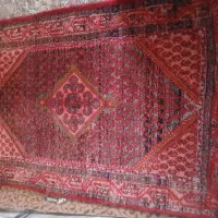 فرش دستبافت قدیمی رنگ لاکی