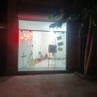 اجاره مغازه برخیابان اصلی|اجارهٔ مغازه و غرفه|اصفهان, حصه جنوبی|دیوار