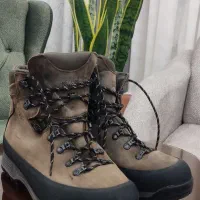 سه جفت بوت کوهنوردی