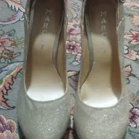 کفش پاشنه بلند|کیف، کفش، کمربند|پیشوا, |دیوار