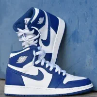 کفش های جردن ۱ ساق دار زیره بو دار