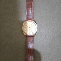 ساعت شیک خوشکل