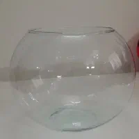 تنگ شیشه یی بزرگ تراریوم یا آکواریوم یا گلدان