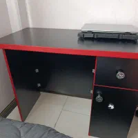 میز تحریردرحدنو