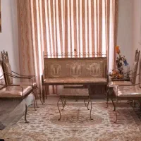 مبل تمیز ۹ نفره کامل حتی کاور کشیده ۱۰ میلیون