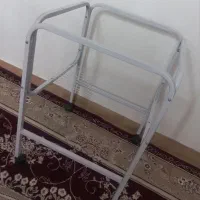 پایه قفس کاملا نو|لوازم جانبی حیوانات|رشت, گلسار|دیوار