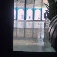 فقط داروخانه