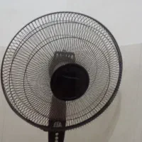 پنکه ایستاده در حد نو