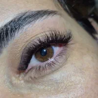 خدمات لیفت و لمینت مژه و ابرو و اکستشن مژه|خدمات آرایشگری و زیبایی|اصفهان, دشتستان|دیوار