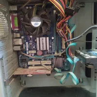 کامپیوتر|رایانه رومیزی|دورود, |دیوار