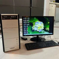 کیس کامپیوتر گرین و مانیتور ۲۲ اینچ سامسونگ اصل