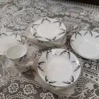 سرویس چینی ساعت استند قابلمه و سماور و اتو