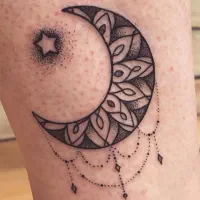 تاتو مینیمال و ظریف، خطی، پیرسینگ وچالگونه