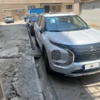 میتسوبیشی اوتلندر h لاین دو دف