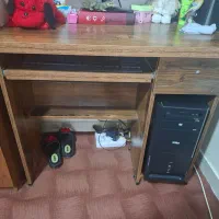 میز تحریر و صندلی