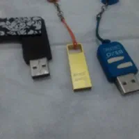 سه عدد فلش باهم