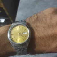 با انگشتر یا دیگه هم معاوضه میکنم