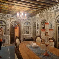 استخدام نیروی جوان در کافه رستوران خانه سنتی فروغی|استخدام خدمات فروشگاه و رستوران|شیراز, گود عربان|دیوار