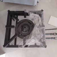 دو عدد اجاق گاز کوره ایی یه اجاق گاز سه شعله خطی