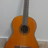 گیتار یاماها C70