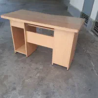 میز کامپیوتر و تحریر|میز تحریر و کامپیوتر|رشت, باهنر|دیوار