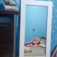 آیینه سفیدزیبا