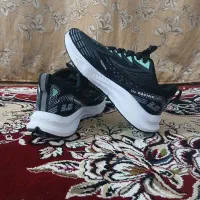 کتونی سبکوشیک