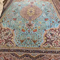 (فرش حق زاده)فرش۱۲متری۴۰رج تبریز رنگ خاص قیروزه ای