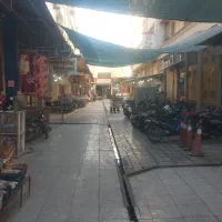 مغازه تجاری