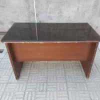 میز اداری یا میز تحریر