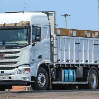 فروش نقد و اقساط ده چرخ و کشنده سی اند سی