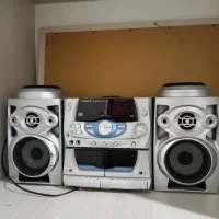 یک‌عدد‌ضبط‌وسی‌دی‌ویک‌عد‌بخاری‌هردو‌۶۰۰۰۰۰۰ تومان