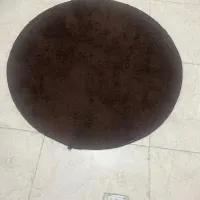 پادری گرد قهوه ای رنگ