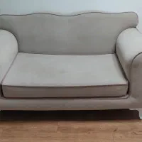 مبل دو نفره