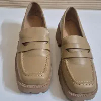 کفش اسپرت|کیف، کفش، کمربند|ری, جوانمرد قصاب|دیوار