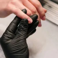 افتتاحیه سالن و خدمات تخفیف خورده ناخن