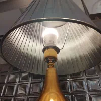 آباژور مشکی طلایی|چراغ خواب و آباژور|خمام, |دیوار