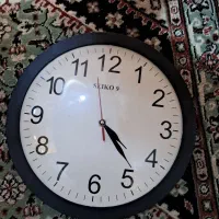 ساعت دیواری