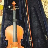 ویولن ۴/۴ به همراه کیف|ویولن|رشت, گلسار|دیوار