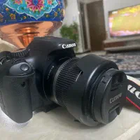 دوربین عکاسی canon 550D|دوربین عکاسی و فیلم‌برداری|اصفهان, پروین|دیوار