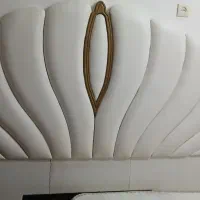 تاج تخت و تشک