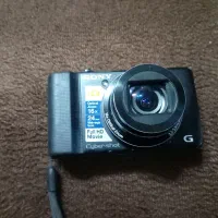 فروش فوری یک دستگاه دوربین سونی اصلی|دوربین عکاسی و فیلمبرداری|مشهد, مقدم|دیوار