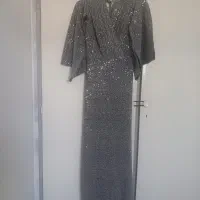 لباس ها نو فقط یکبار استفاده شده