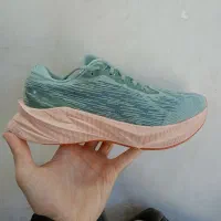 کفش اسیکس نوابلاست۳ اورجینال سایز ۳۹.۵ رانینگ