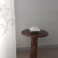 میز عسلی یا دکوری