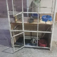 قفسه پرنده فلزی