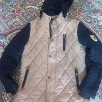 کاپشن|لباس|الشتر, |دیوار