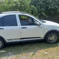کوییک r1400  سفیدمشکی