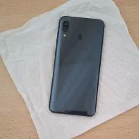 موبایل سامسونگ مدل A30 درحد نو