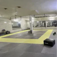 نیازمند مربی خانم